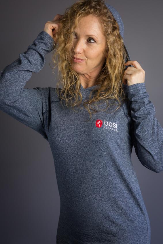 Raglan hoodie with a twist sale